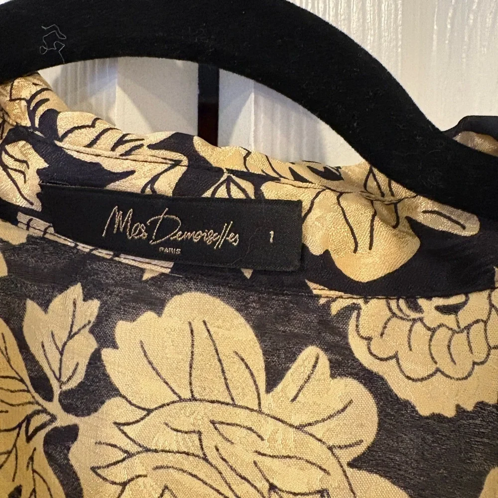 Mes Demoiselles Black and Cream Floral Button-Down Shirt - Picture 3 of 4
